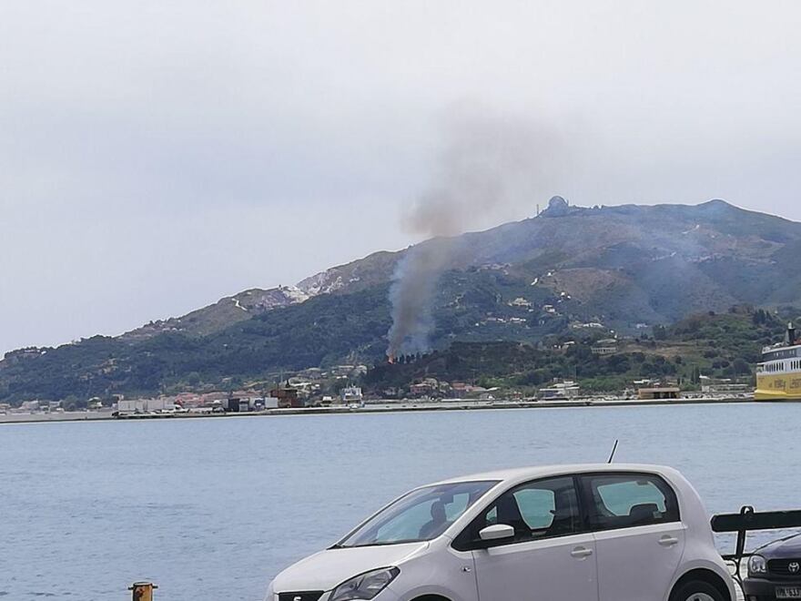 Ζάκυνθος: Έσβησε η πυρκαγιά στο Αργάσι - Απείλησε κατοικίες - Δείτε βίντεο και φωτογραφίες