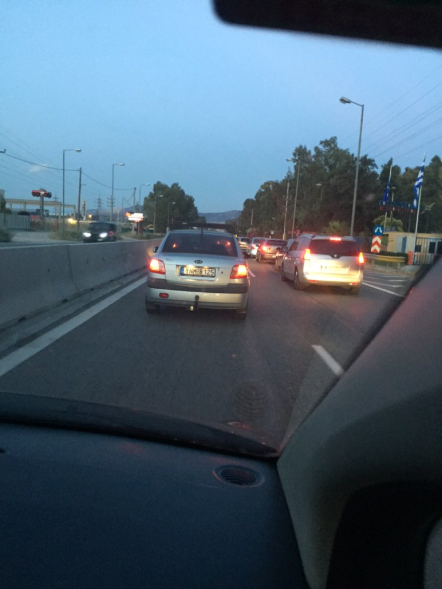 Κίνηση: Μεγάλη ταλαιπωρία για τους οδηγούς που επέστρεψαν στην Αθήνα