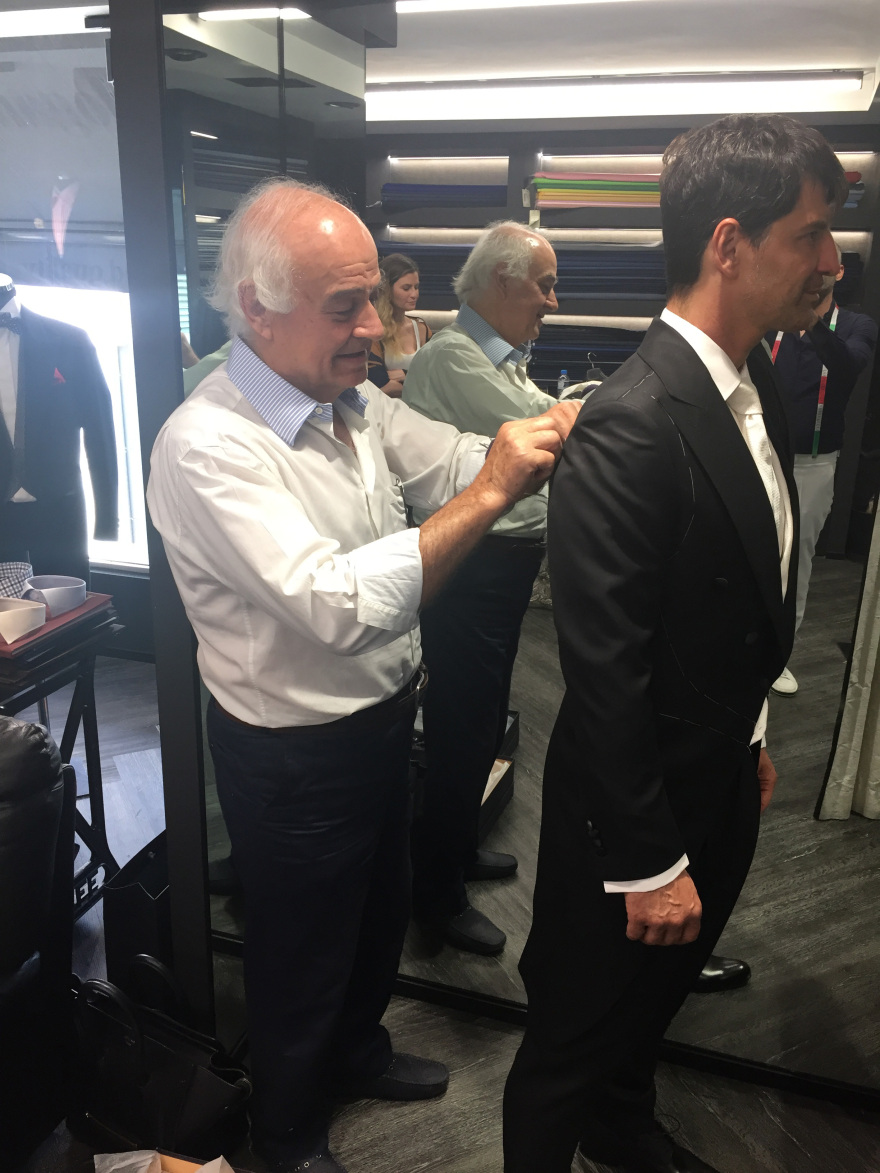 Γάμοι διασήμων: Όταν τα ρούχα κάνουν τον γαμπρό