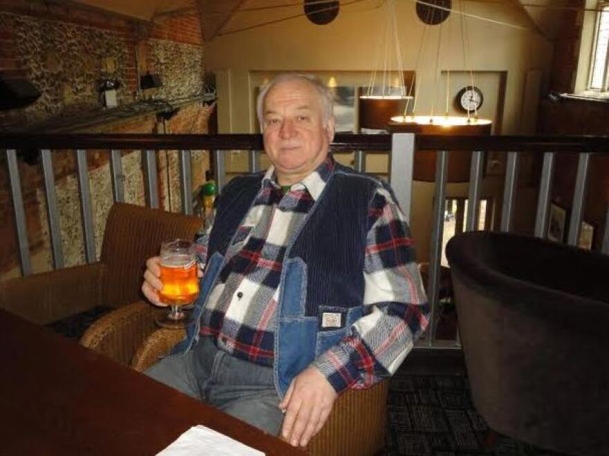 Οι σέξι κατάσκοποι, ο Πούτιν και τα δηλητήρια της KGB καθήλωσαν 7 εκατ. τηλεθεατές στο BBC