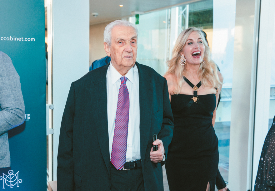 Προφυλακίστηκε ο απατεώνας «γιατρός» - Πώς άρπαξε 55 εκατ. από τον Κοντομηνά