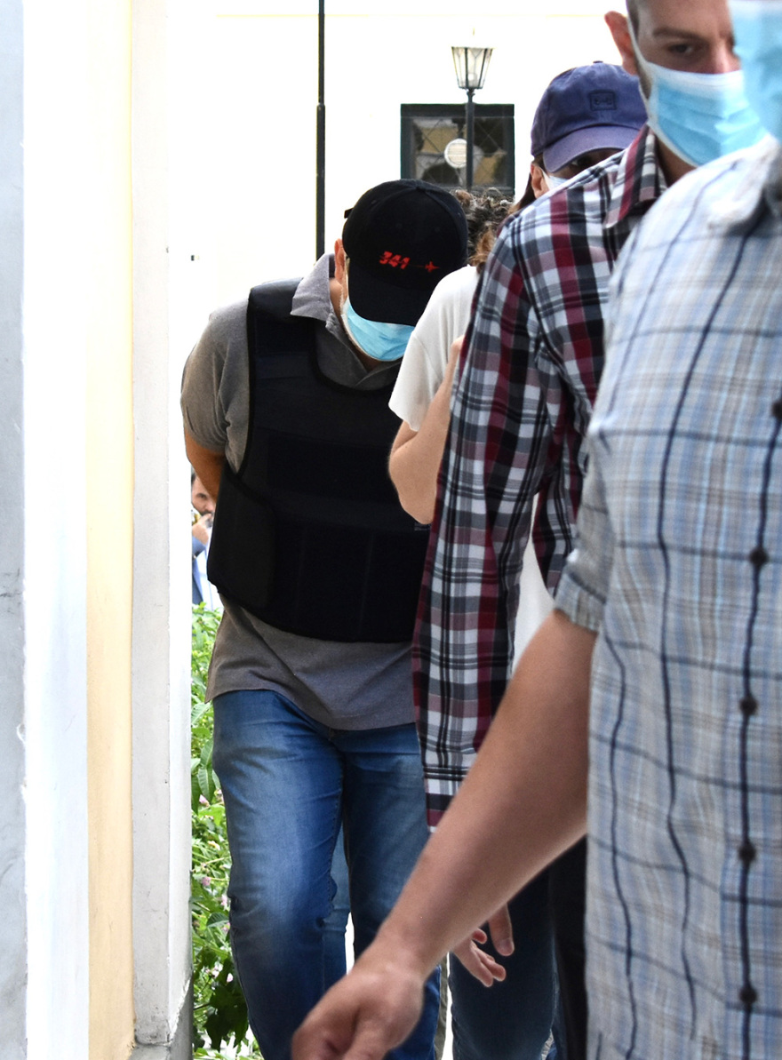 Προφυλακίστηκε ο απατεώνας «γιατρός» - Πώς άρπαξε 55 εκατ. από τον Κοντομηνά