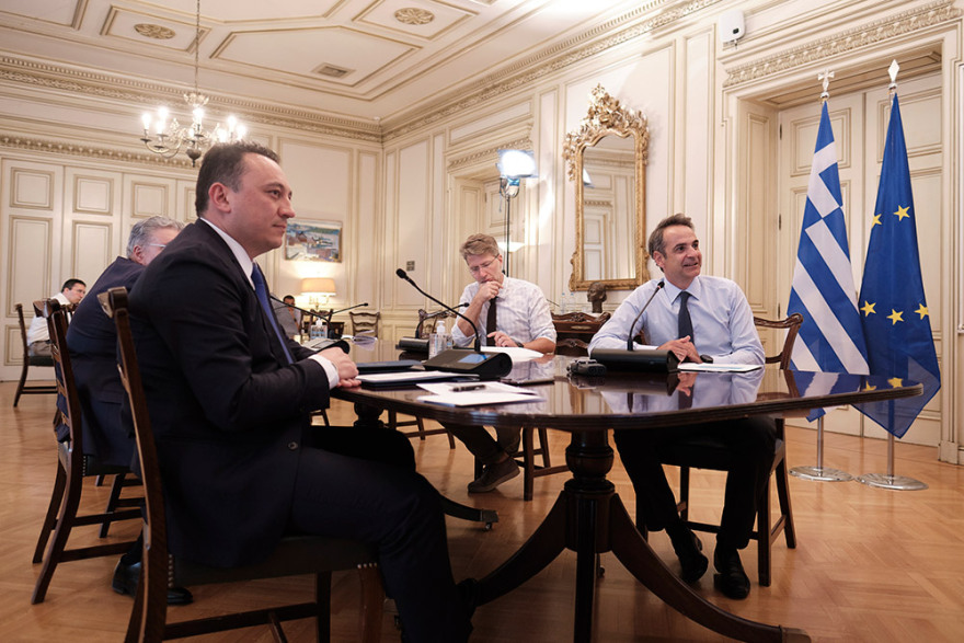 Μητσοτάκης: Τηλεδιάσκεψη με παιδιά που μαθαίνουν ελληνικά σε διαφορετικές ηπείρους του πλανήτη