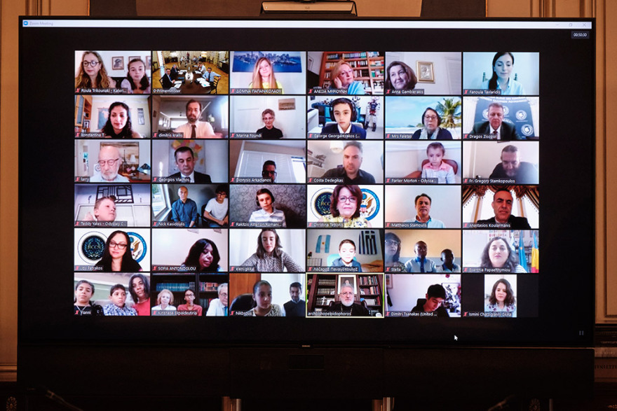 Μητσοτάκης: Τηλεδιάσκεψη με παιδιά που μαθαίνουν ελληνικά σε διαφορετικές ηπείρους του πλανήτη