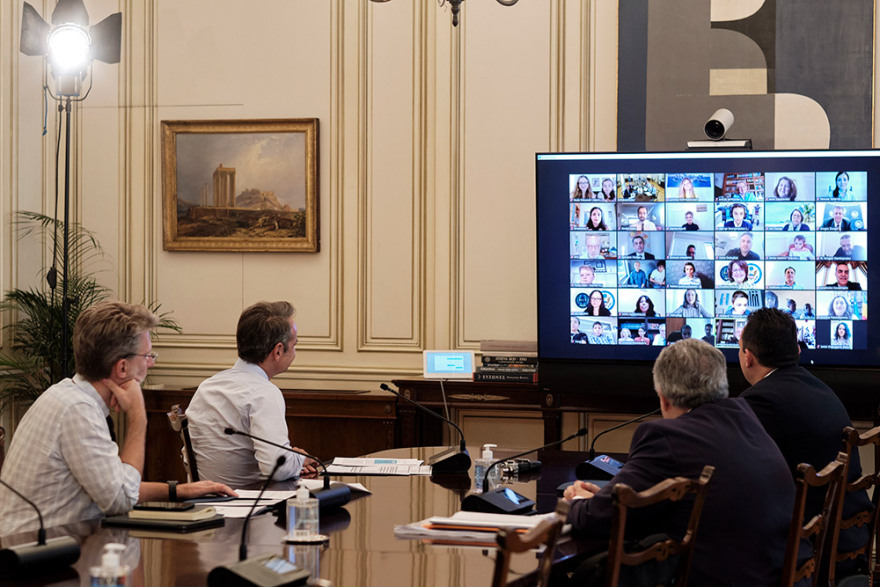 Μητσοτάκης: Τηλεδιάσκεψη με παιδιά που μαθαίνουν ελληνικά σε διαφορετικές ηπείρους του πλανήτη