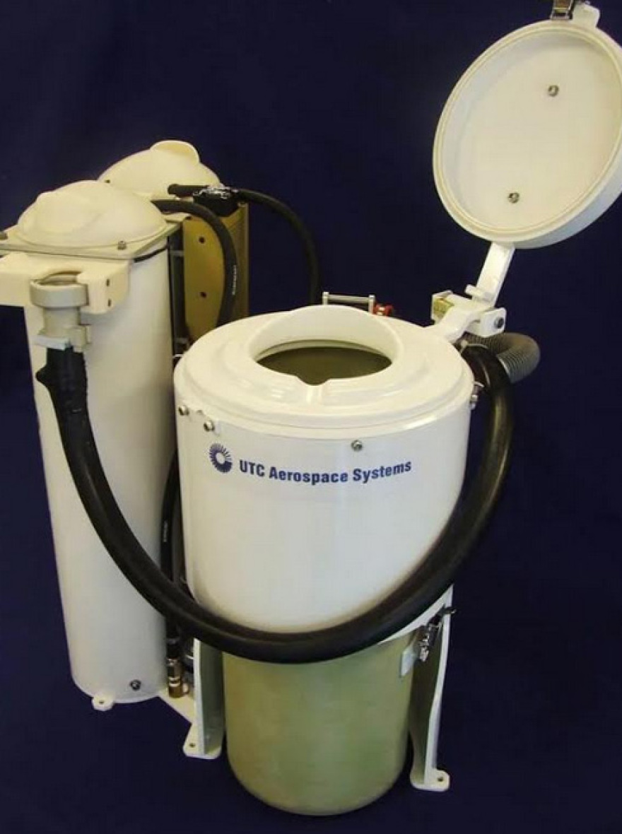 NASA: Η απόλυτη... διαστημική τουαλέτα κόστισε 23 εκατ. δολάρια και δίνει λύση σε ένα πρόβλημα δεκαετιών