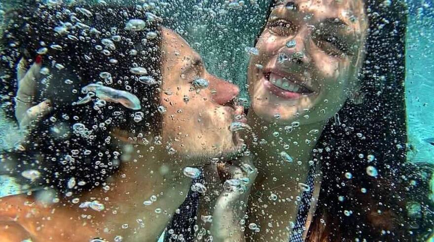 Πάνος Βλάχος - Ιωάννα Τριανταφυλλίδου: Έρωτας κάτω από το νερό