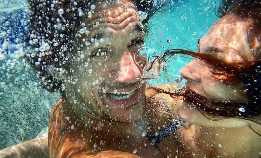 Πάνος Βλάχος - Ιωάννα Τριανταφυλλίδου: Έρωτας κάτω από το νερό