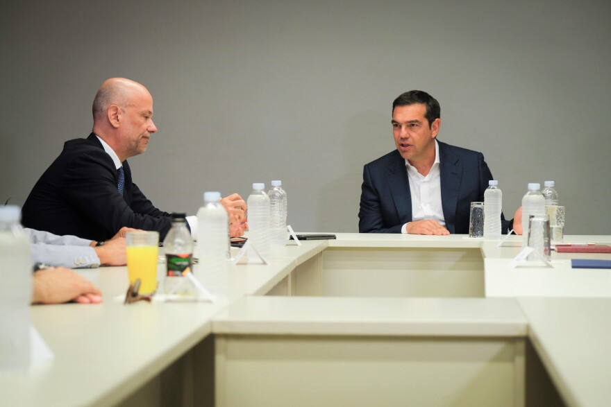 Τσίπρας: Καταστροφική η ΚΥΑ για τα δωμάτια καραντίνας - Οι παλινωδίες της κυβέρνησης θα κοστίσουν σοβαρά στον τουρισμό