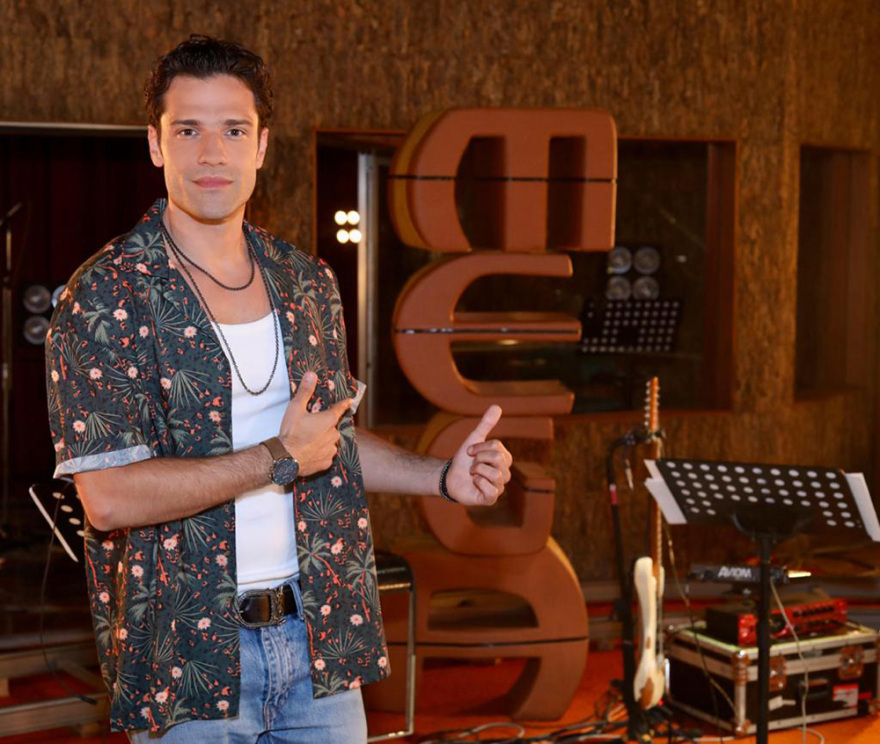 «Στο σπίτι με το Mega»: Δείτε σήμερα τις καλύτερες στιγμές της επιτυχημένης μουσικής εκπομπής