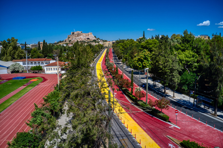 Ξένα ΜΜΕ για τον «Μεγάλο Περίπατο»: Η πανδημία αλλάζει την Αθήνα προς το καλύτερο