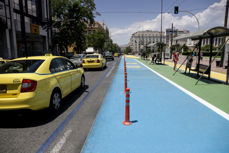 Ξένα ΜΜΕ για τον «Μεγάλο Περίπατο»: Η πανδημία αλλάζει την Αθήνα προς το καλύτερο