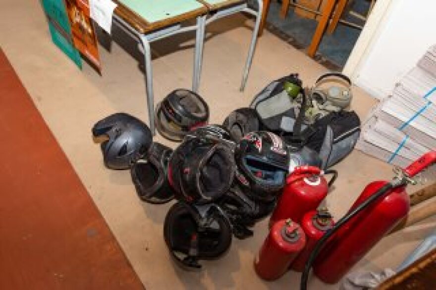 Βίντεο: Η επιχείρηση εκκένωσης δυο υπό κατάληψη κτιρίων στα Εξάρχεια 