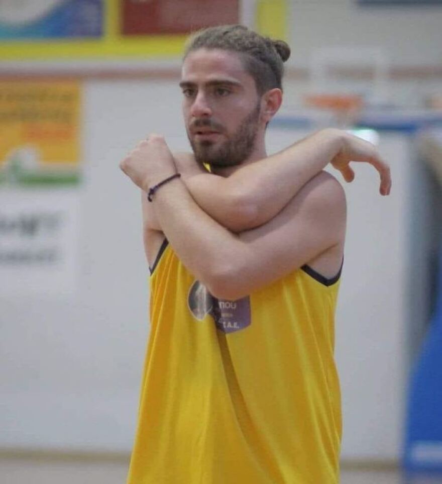 Τραγικό τροχαίο στα Ψαχνά Ευβοίας - Νεκρός 23χρονος μπασκετμπολίστας