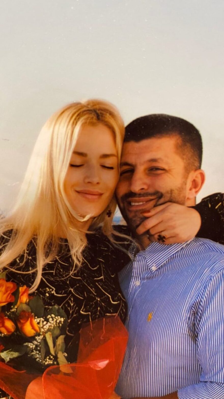 Βικτώρια Καρύδα: Η τούρτα γενεθλίων στον τάφο του δολοφονημένου Γιάννη Μακρή - Τα συγκλονιστικά σημειώματα των παιδιών τους