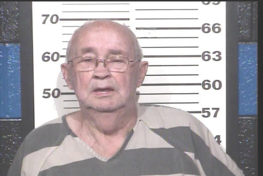 Φρίκη στις ΗΠΑ: «Μητέρα» άφησε το μωρό της σε σιδερένιο κλουβί ανάμεσα σε φίδια και ποντίκια