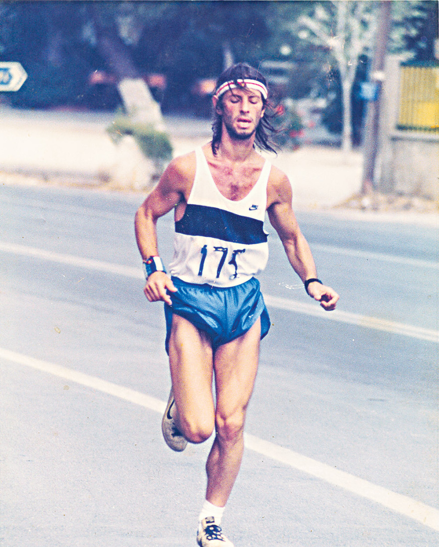 Πέτρος Καψομενάκης: Ανέβηκα μέχρι τα Ιμαλαϊα, μα έμεινα άγνωστος