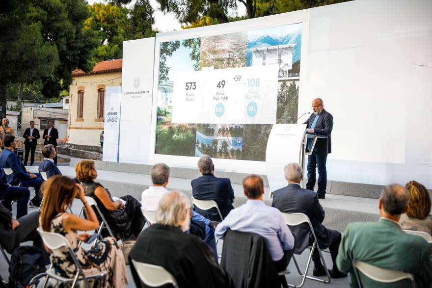 Μητσοτάκης: Άθλος ο διπλασιασμός των μονάδων ΜΕΘ – Νέα δωρεά 15 εκατ. ευρώ από το Ίδρυμα Σταύρος Νιάρχος