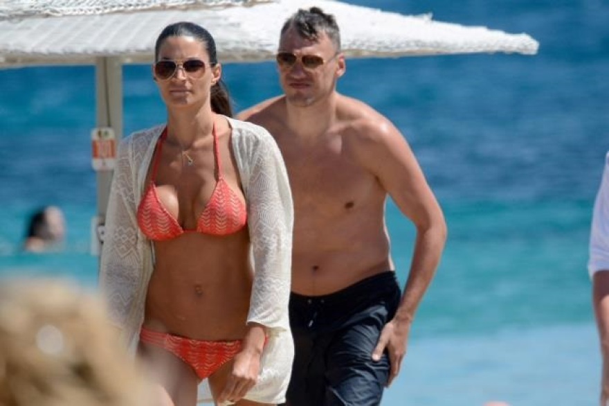 Σαρούνας Γιασικεβίτσιους: Ο «θρύλος» της Ευρωλίγκας και η καλλονή Ελληνίδα σύζυγός του μετακομίζουν στη Βαρκελώνη