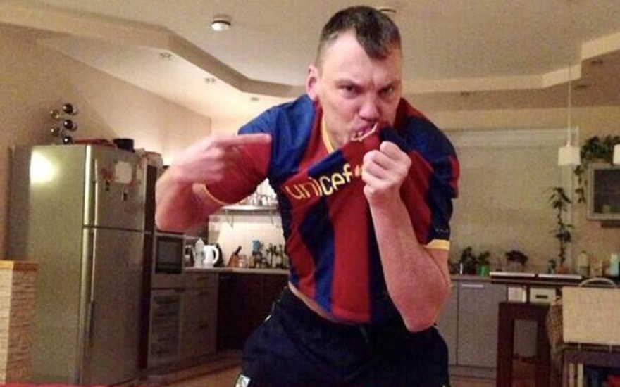 Σαρούνας Γιασικεβίτσιους: Ο «θρύλος» της Ευρωλίγκας και η καλλονή Ελληνίδα σύζυγός του μετακομίζουν στη Βαρκελώνη