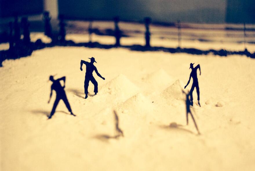 ZivasartGallery: «Ο εικαστικός χορός του αλατιού»