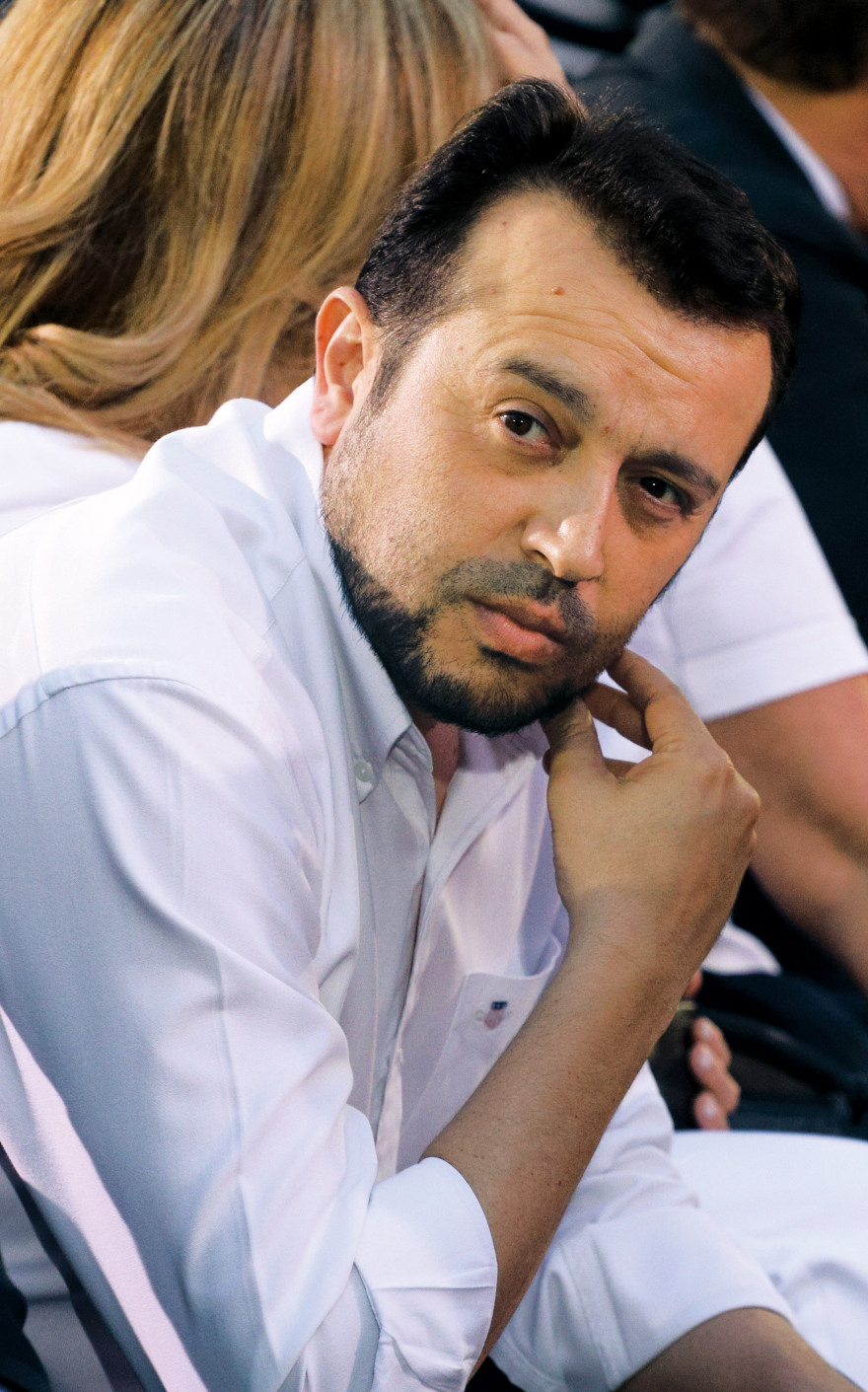 Καλογρίτσας καρφώνει «White House» και Ν. Παππά