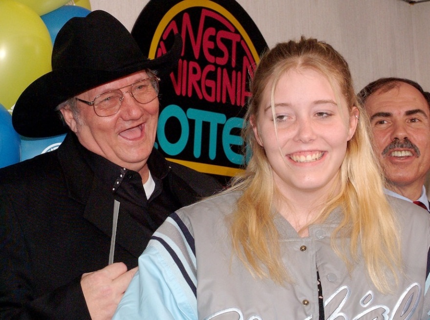 Το χρήμα δεν φέρνει την ευτυχία: Οκτώ ιστορίες ανθρώπων που έχασαν τα πάντα, όταν νόμιζαν ότι τα είχαν κερδίσει...