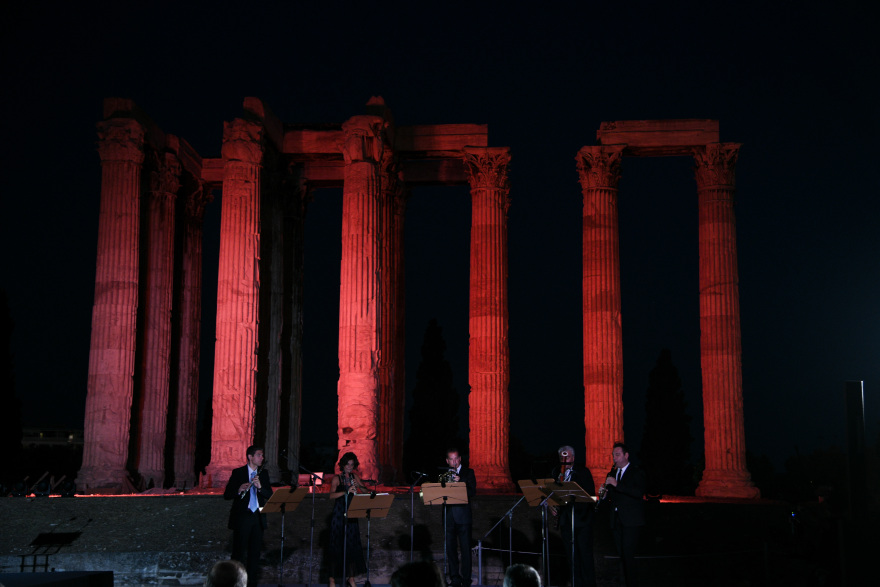 Στύλοι του Ολυμπίου Διός: Παρουσία του ζεύγους Μητσοτάκη η εκδήλωση για την ελληνική προεδρία του Συμβουλίου της Ευρώπης