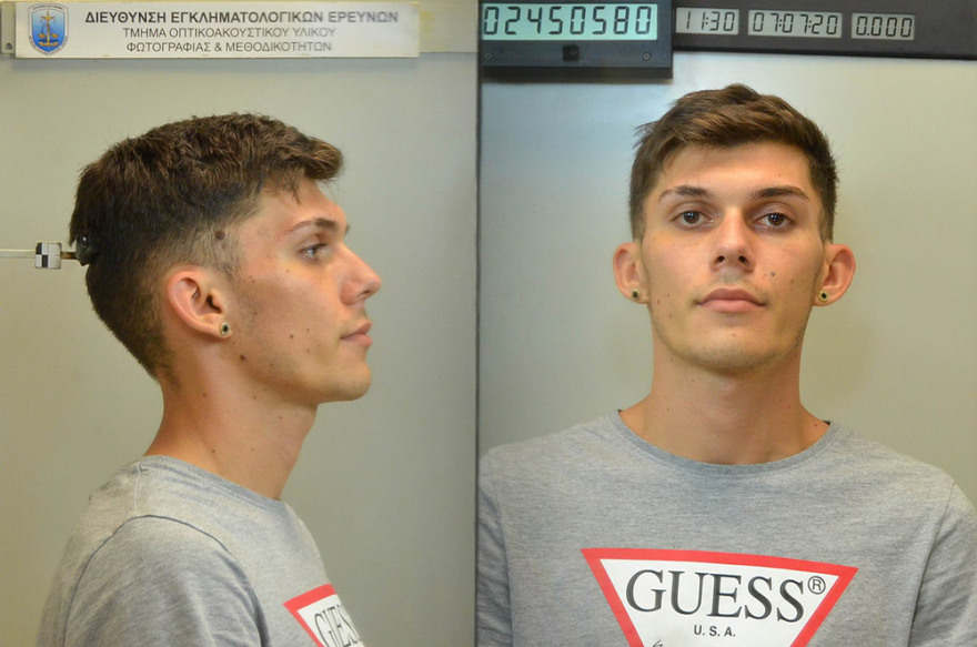 Η συμμορία των... 59: Οι πορτοφολάδες που δρούσαν στα μέσα μεταφοράς - Δείτε πώς «ξάφριζαν» τα θύματά τους