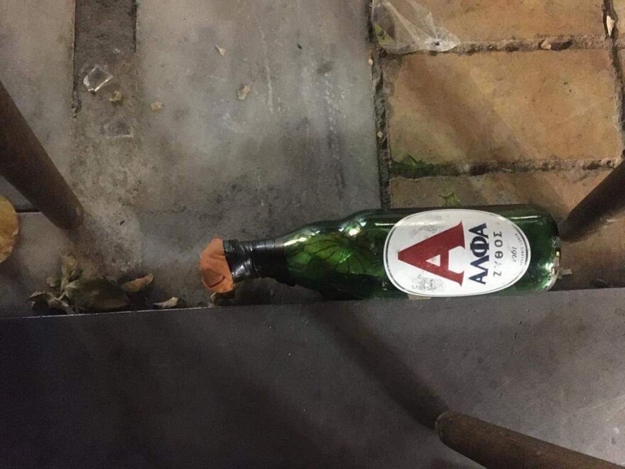 Ειδικοί φρουροί καταγγέλλουν αστυνομικό ότι απέτρεψε σύλληψη κουκουλοφόρου στα επεισόδια της Πέμπτης