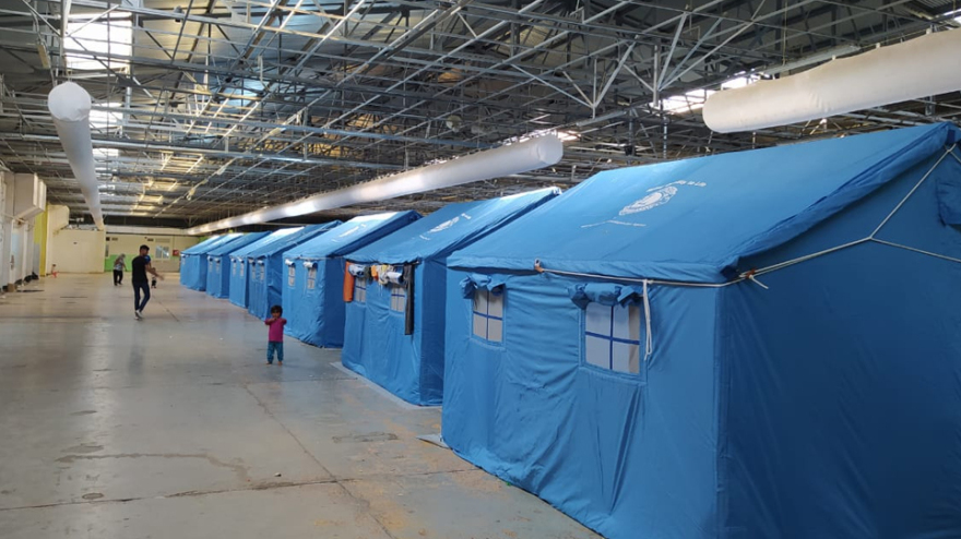 Θήβα: Μεγάλη επιχείρηση της δίωξης ναρκωτικών στην Δομή Μεταναστών - Δείτε φωτογραφίες