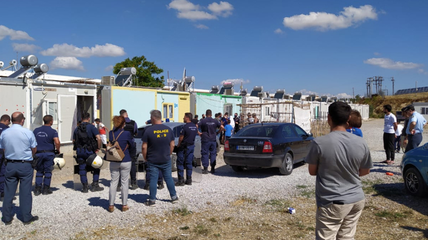 Θήβα: Μεγάλη επιχείρηση της δίωξης ναρκωτικών στην Δομή Μεταναστών - Δείτε φωτογραφίες