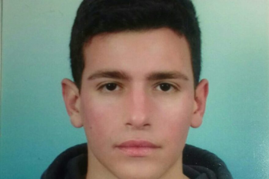 Πανελλαδικές 2020: Τα χαμόγελα των άριστων που έκοψαν πρώτοι το νήμα για τα ΑΕΙ