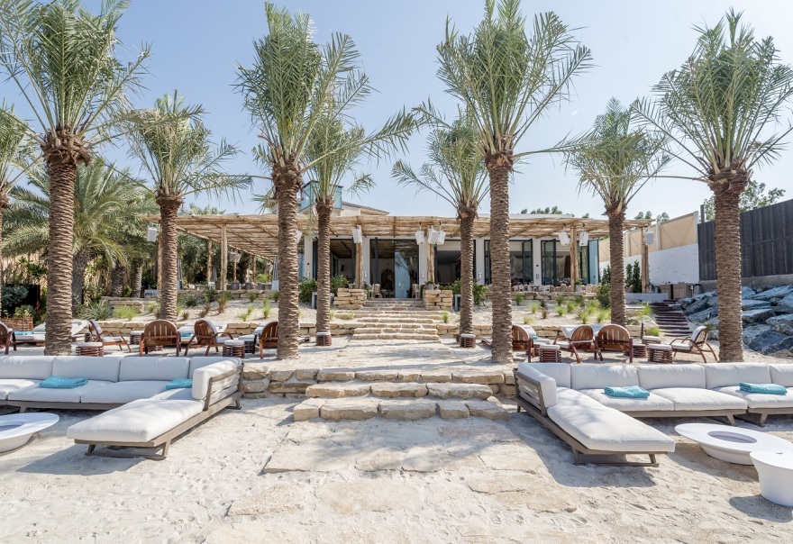 Condé Nast Traveller: Το «Scorpios» στη Μύκονο πρώτο στη λίστα των κορυφαίων beach bars του πλανήτη