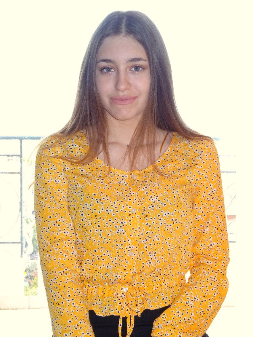 Πανελλαδικές 2020: Τα χαμόγελα των άριστων που έκοψαν πρώτοι το νήμα για τα ΑΕΙ