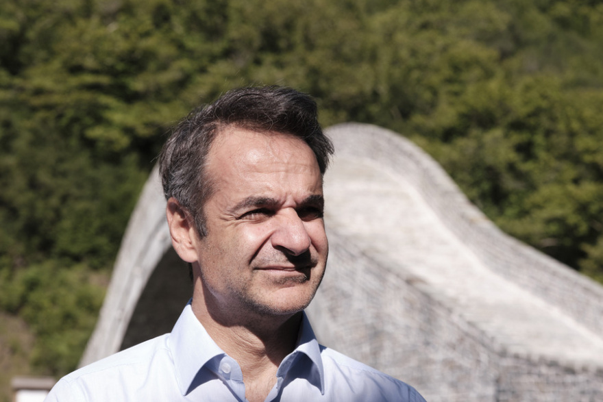 Μητσοτάκης: Θαύμα πολιτιστικής κληρονομιάς το γεφύρι της Πλάκας - Δείτε φωτογραφίες