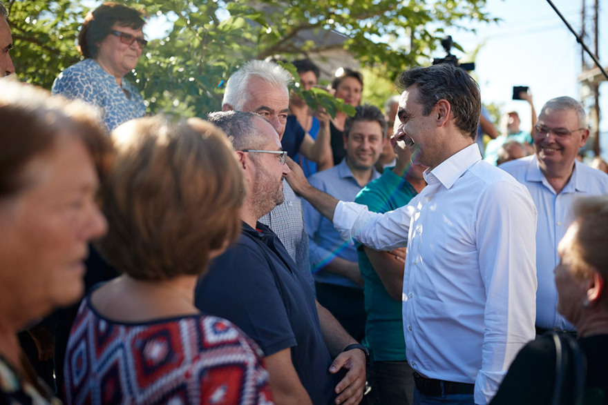 Στο σπήλαιο Πραμάντων ο Μητσοτάκης: Προτεραιότητα η προώθηση του ορεινού τουρισμού - Δείτε φωτογραφίες