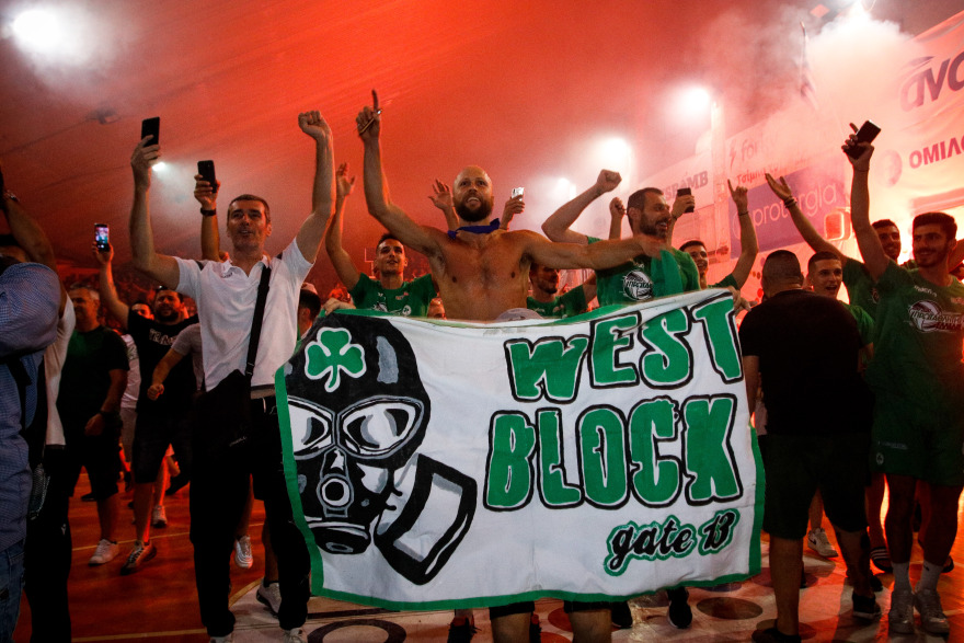 Βόλεϊ - Παναθηναϊκός: Αποθέωση στη Λεωφόρο για τους πρωταθλητές (φωτογραφίες)