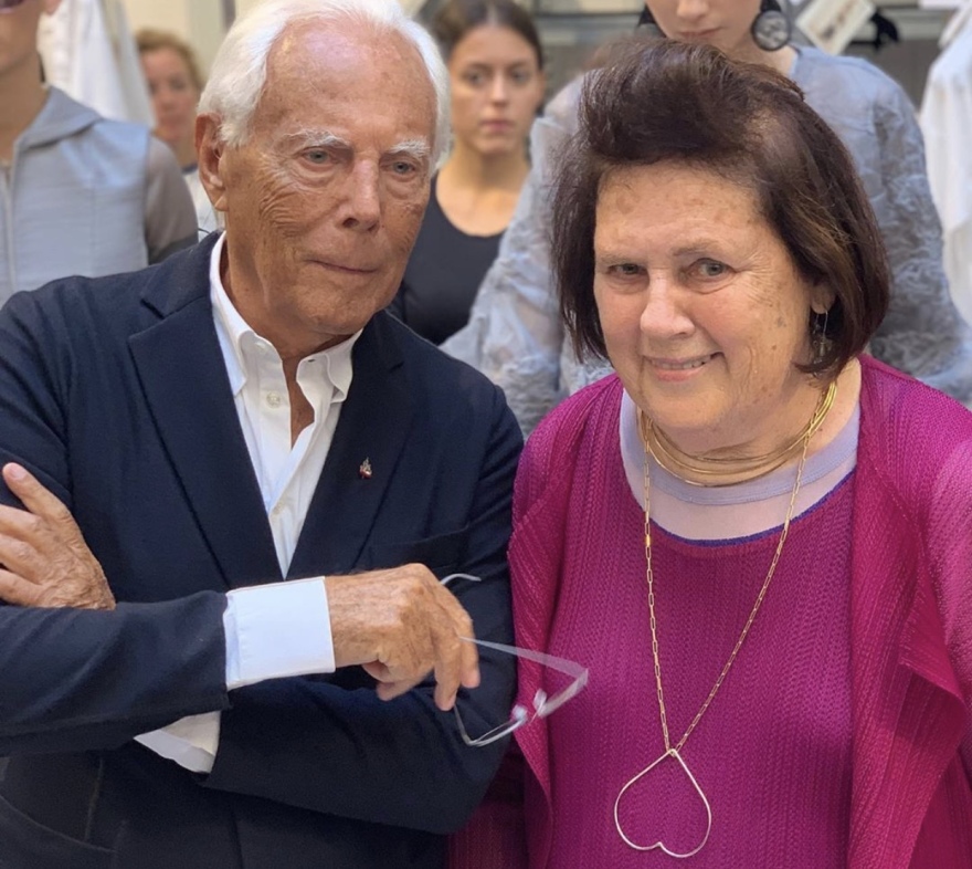 Suzy Menkes: Η ιέρεια της διεθνούς μόδας «κρεμάει» την πένα της 