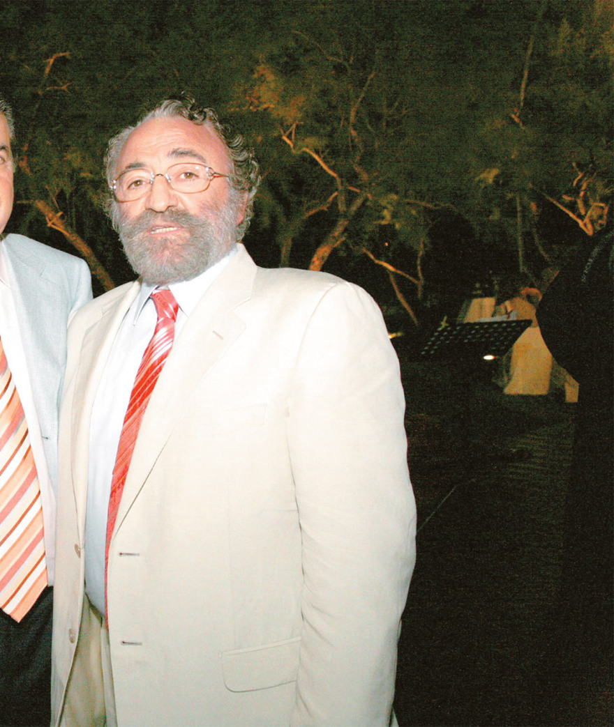 Το έπος της δρακογενιάς στα media και τη διαπλοκή