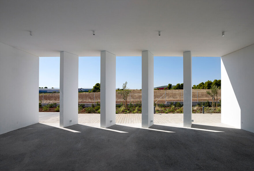 Αποτεφρωτήριο Ριτσώνας: Ένας χρόνος λειτουργίας - Ποιοι διάσημοι το επέλεξαν 