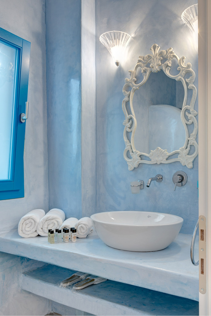 Η Σαντορίνη των επιθυμιών μας, μας περιμένει στο Desiterra Villas