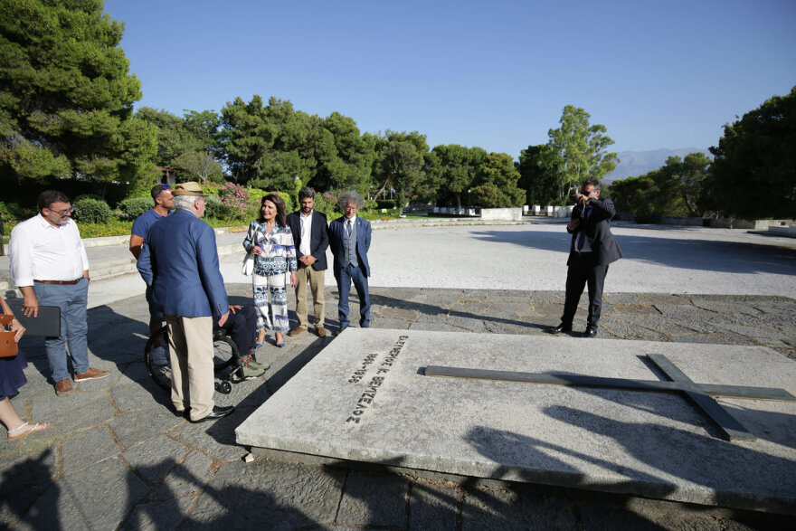  Επιτροπή «Ελλάδα 2021»: Πρόσκληση ενδιαφέροντος για χορηγία δράσεως τοπικής ή πανελλαδικής εμβέλειας