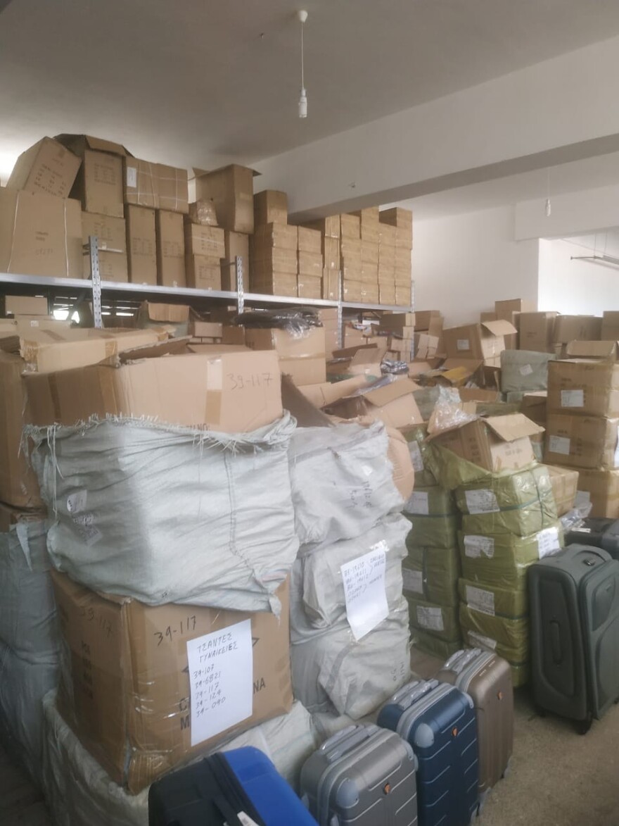 «Σαφάρι» κατά του παρεμπορίου στο κέντρο της Αθήνας και το Περιστέρι - Δείτε φωτογραφίες