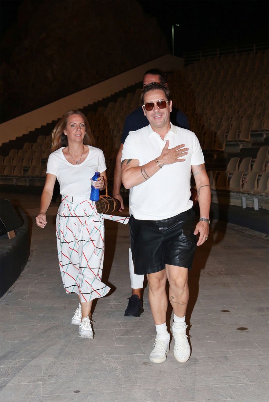 «Δάφνες και Πικροδάφνες»: Πρεμιέρα για τον Πέτρο Φιλιππίδη και τον Τάσο Χαλκιά 