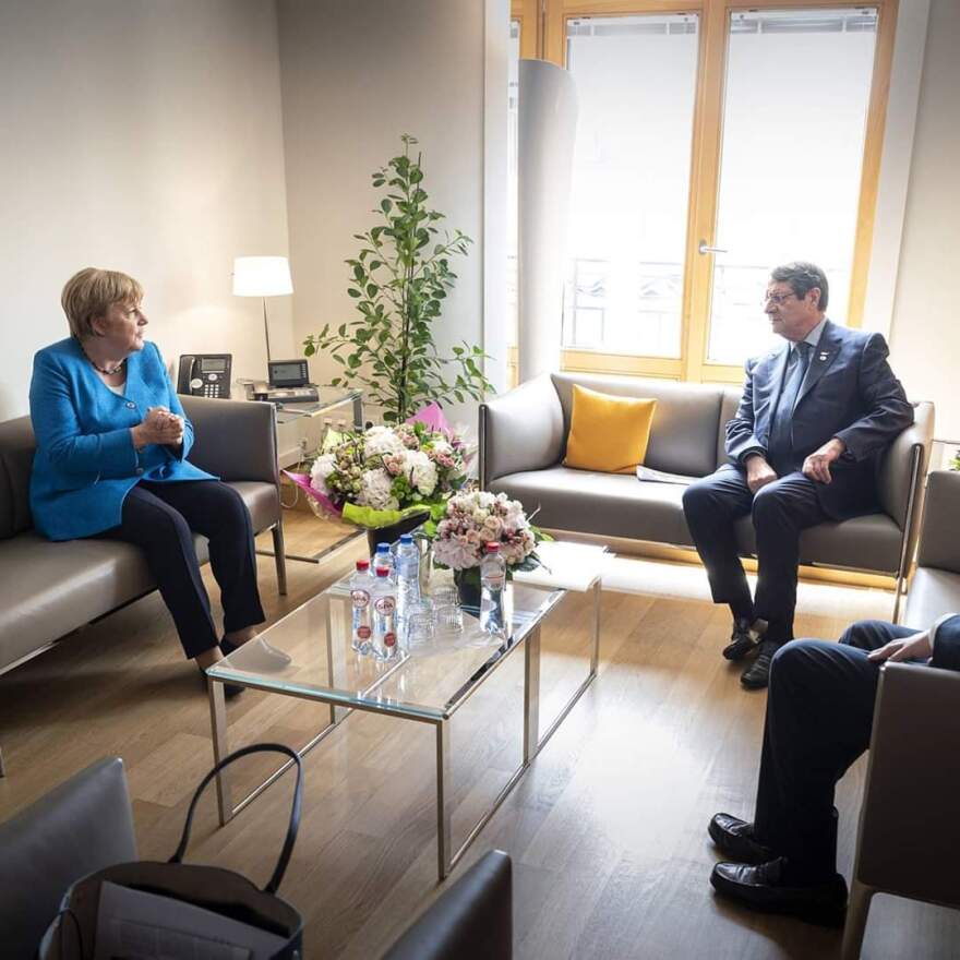 Κύπρος: Ο Αναστασιάδης ενημέρωσε τη Μέρκελ για τις τουρκικές προκλήσεις στη κυπριακή ΑΟΖ