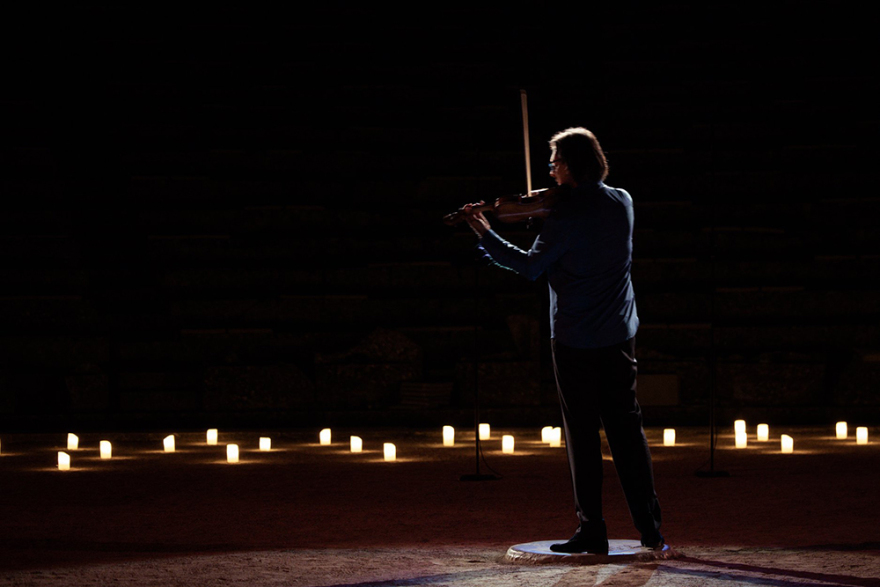 «Μάγεψε» ο Λεωνίδας Καβάκος στη δυναμική πρώτη της Επιδαύρου - Δείτε φωτογραφίες