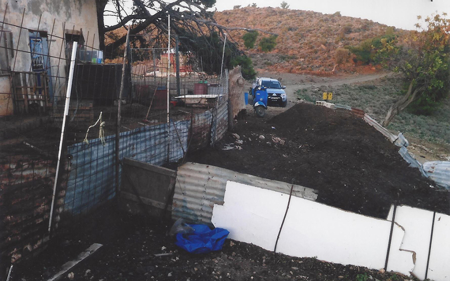 Ένας «στρατώνας» γεμάτος χρώματα και αρώματα στη Λέρο