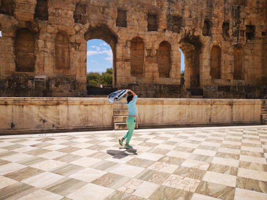 Μόνικα στο protothema.gr: «Είχα πάντα ανθρώπους γύρω μου που με προσγείωναν»