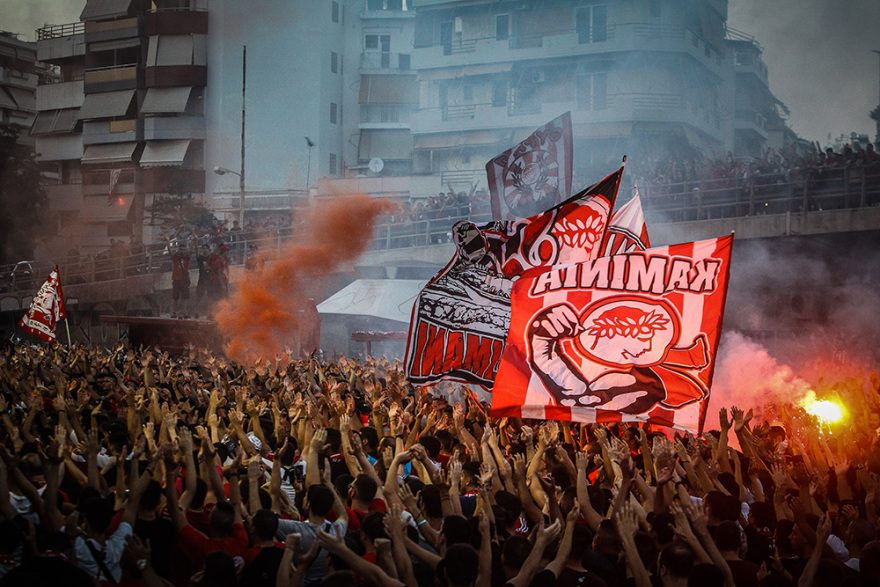 Η φιέστα του Ολυμπιακού για το 45ο πρωτάθλημα - Δείτε βίντεο και φωτογραφίες